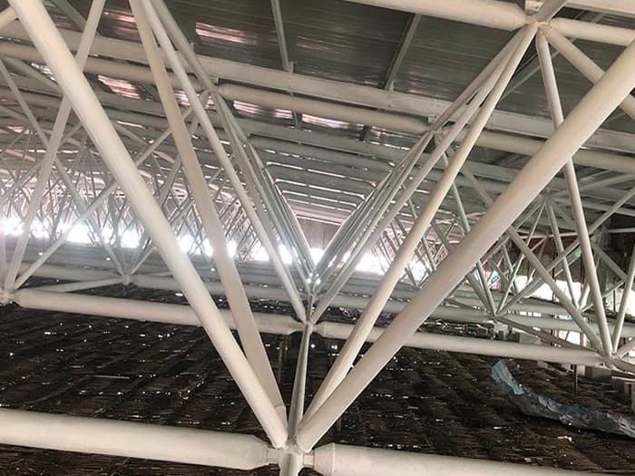 呼和浩特大型螺栓球网架施工厂家